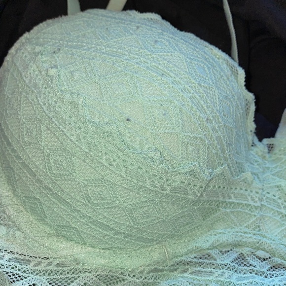 Victoria’s Secret bralette - Picture 2 of 4